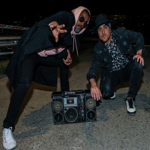 美女脱一光二净
